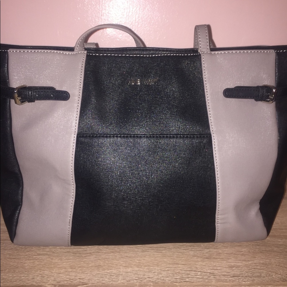 Nine West- Tote/ Hand Bag